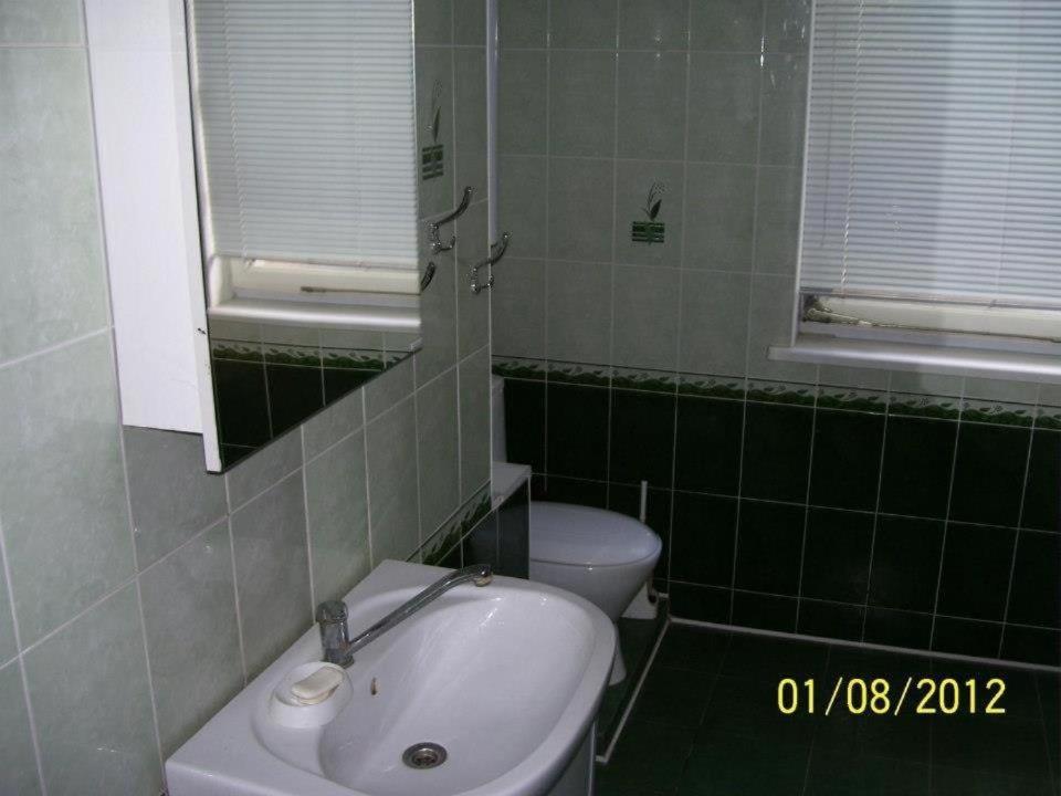 Pirtis Prie Neries Jonava Hotel Buitenkant foto